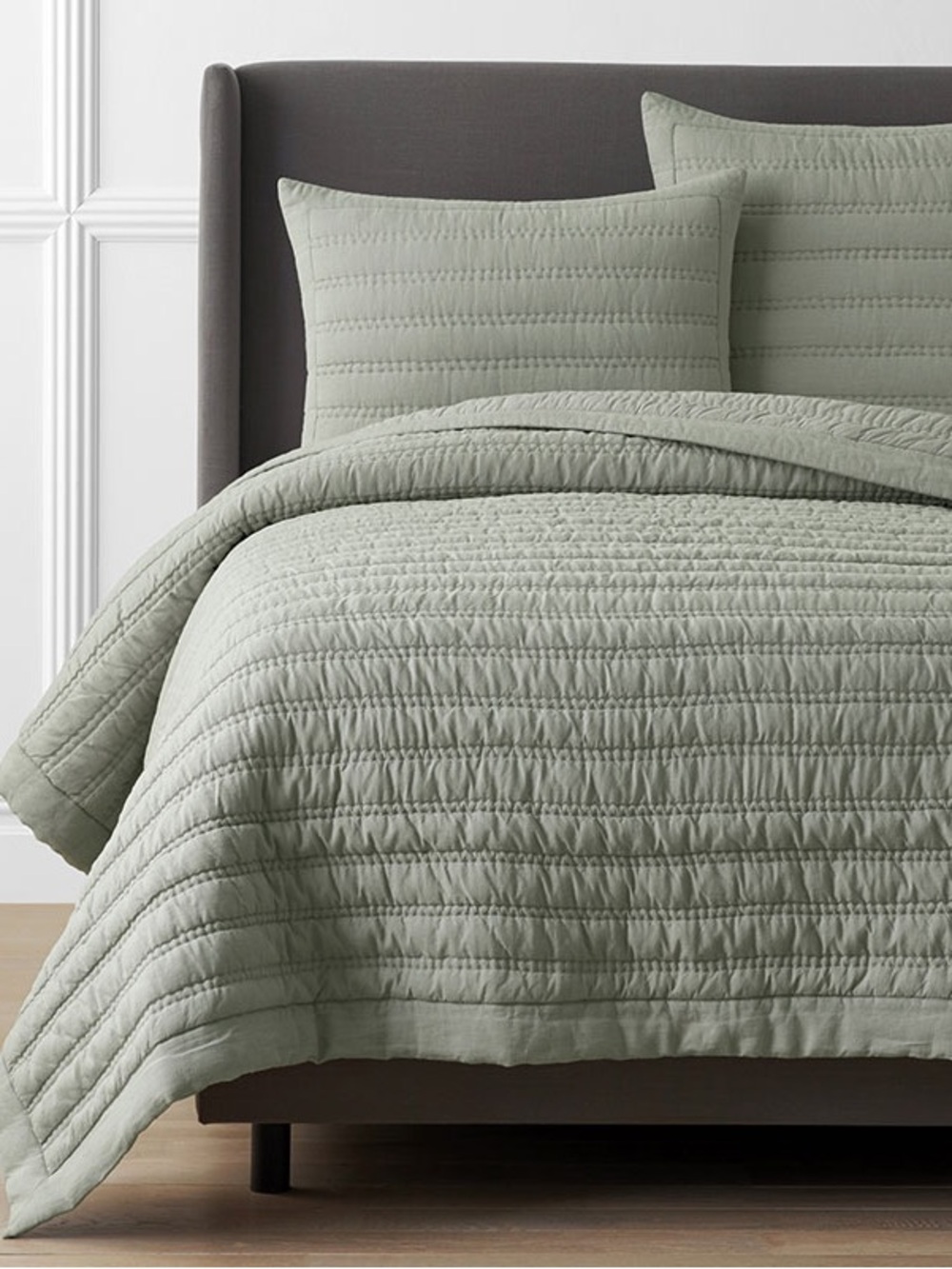 The Company Store Legends Hotel Washed Linen Quilt King Moss Green